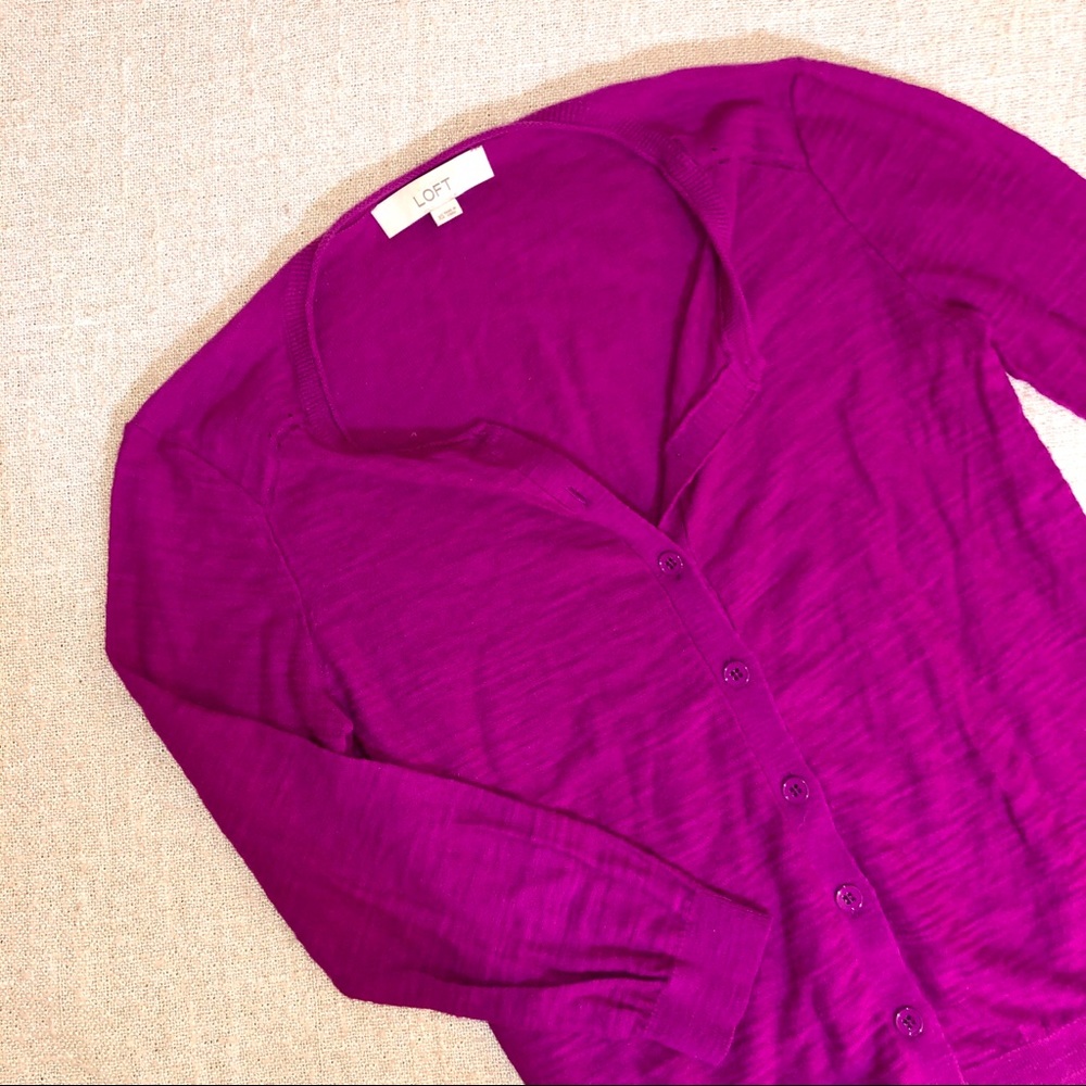 LOFT|FUCHSIA COLORED KNIT 3/4 SLEEVE CARDIGAN|XS